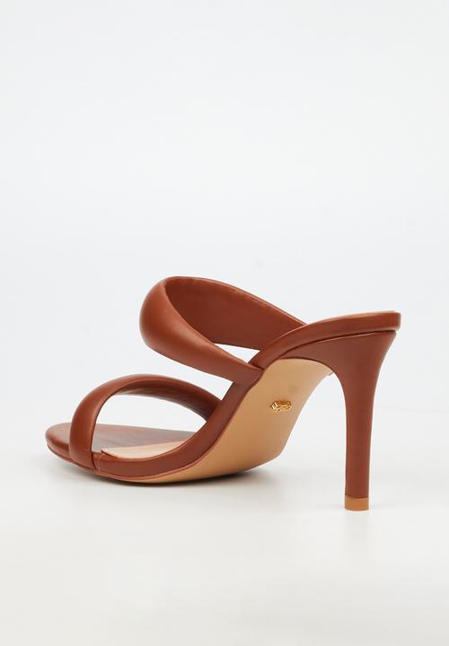 Miss Black - Nelly 7 double strap heel - tan