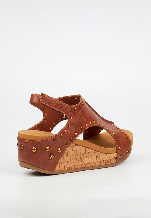 Butterfly Feet - Dido 8 studded slingback sandal - tan