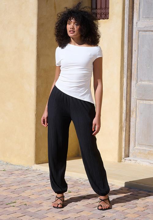 Me&B - Off The Shoulder Asymmetrical Top - Milk