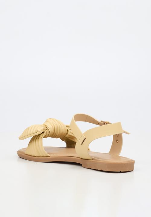 Flutterby - Ella 2 girls sandal - yellow