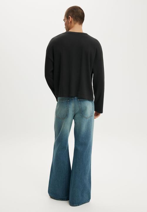 Cotton On - Baggy Bootcut Jean - Automatic Washed Blue