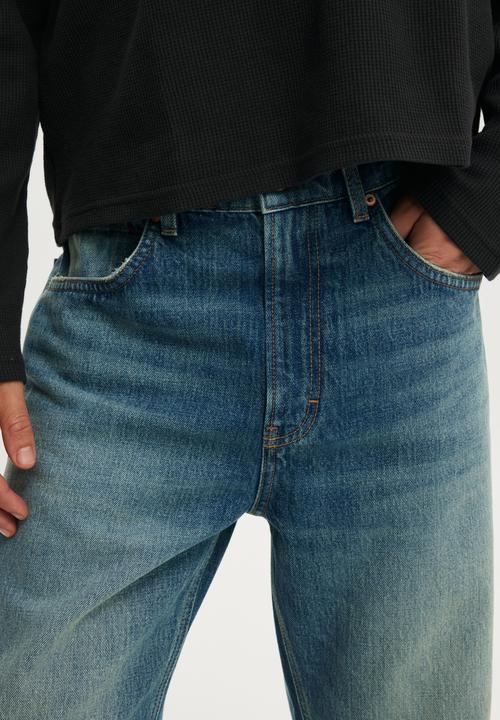 Cotton On - Baggy Bootcut Jean - Automatic Washed Blue
