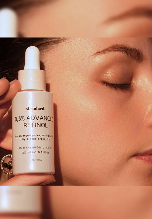 Standard Beauty - Advanced 0,3% Retinol with 1% Hyaluronic Acid & 2% Niacinamide