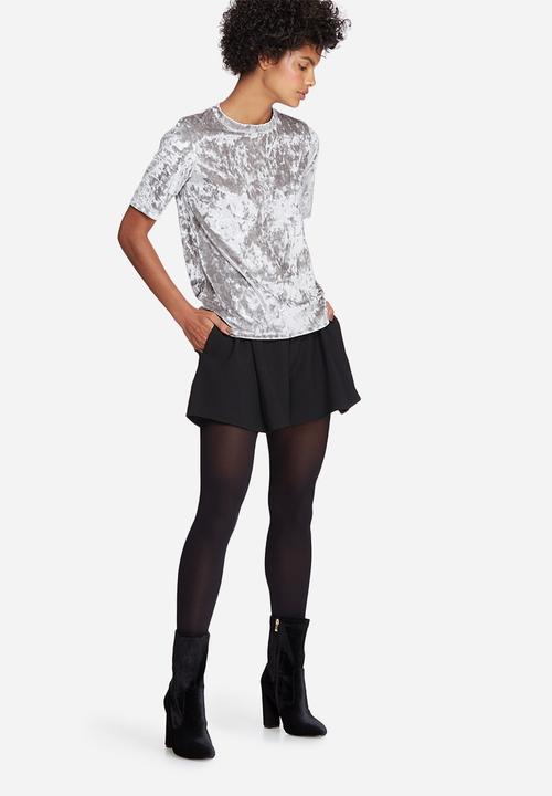 dailyfriday - Crushed velvet step back tee