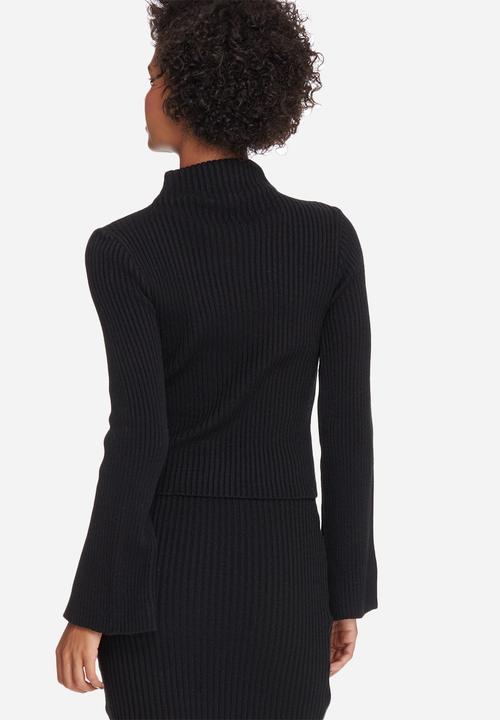 dailyfriday - Split sleeve funnel neck