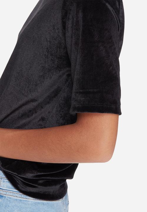 dailyfriday - Velvet step back tee
