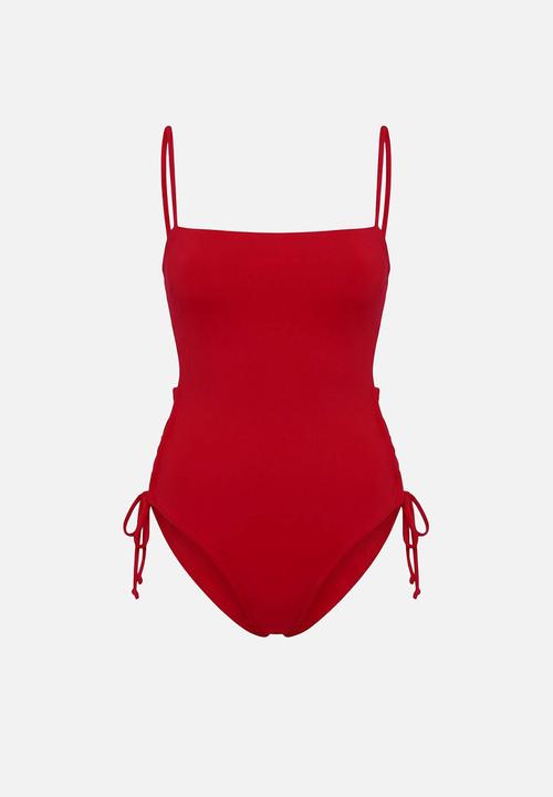 Trendyol - Strapless covered ribbed swimsuit - red