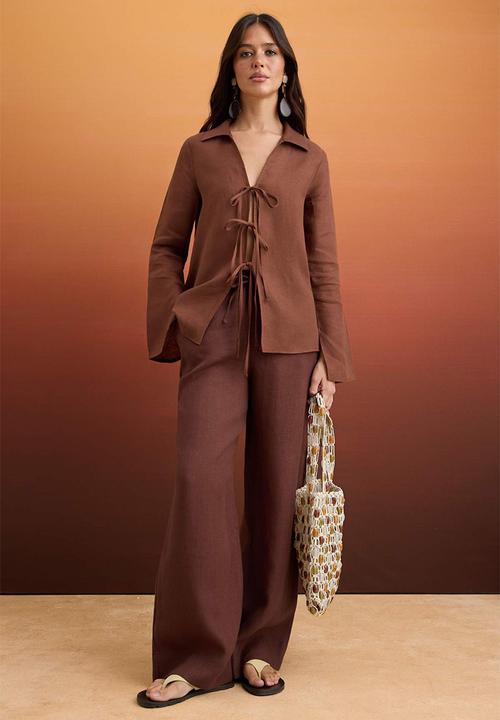 Trendyol - High-Waist Elasticated Linen Trousers - Brown