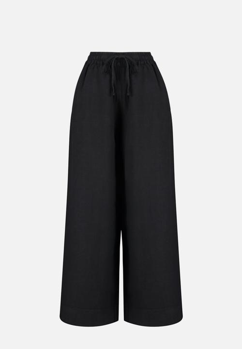 Trendyol - High-Waist Elasticated Linen Trousers - Black