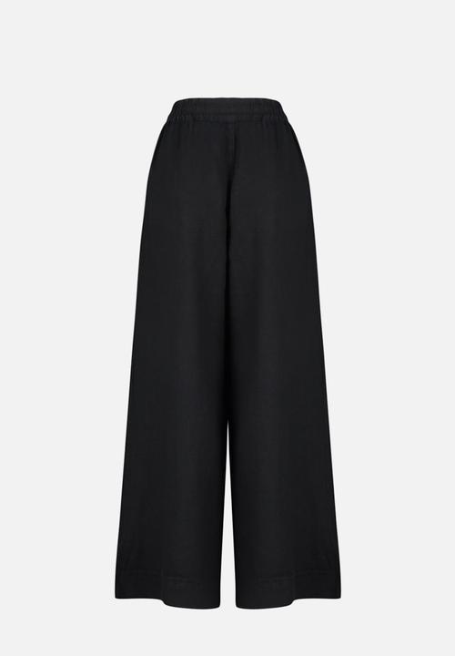 Trendyol - High-Waist Elasticated Linen Trousers - Black