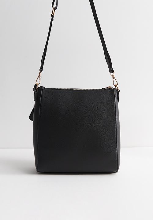 New Look - Mary Messenger Bag  - Black