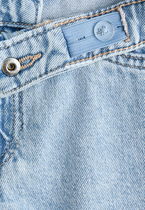 H&M - Denim shorts - light denim blue