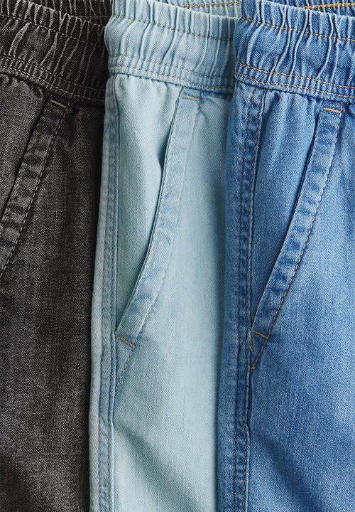 H&M - 3-Pack denim shorts - light denim blue/black