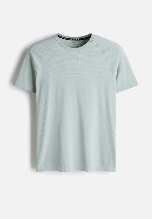 H&M - Muscle fit sports t-shirt with drymove™ - dusty mint