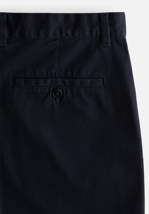 H&M - Regular fit cotton chino shorts - navy blue