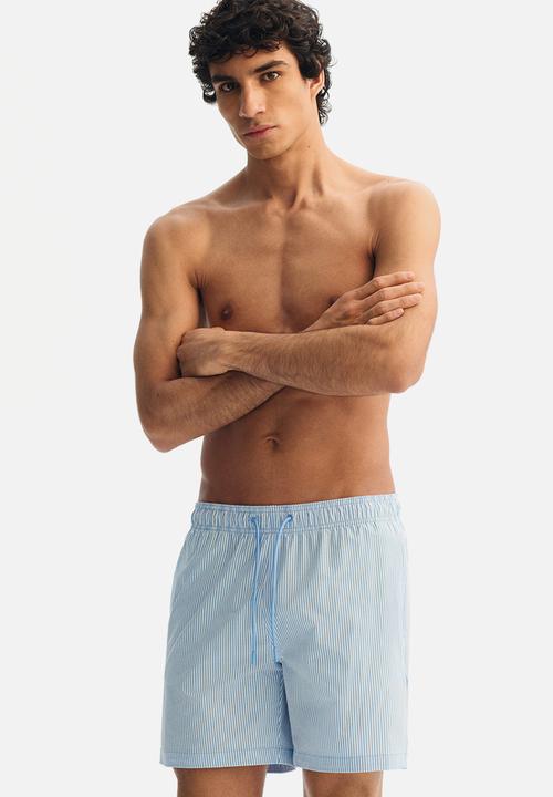 Seersucker swim shorts - light blue/striped