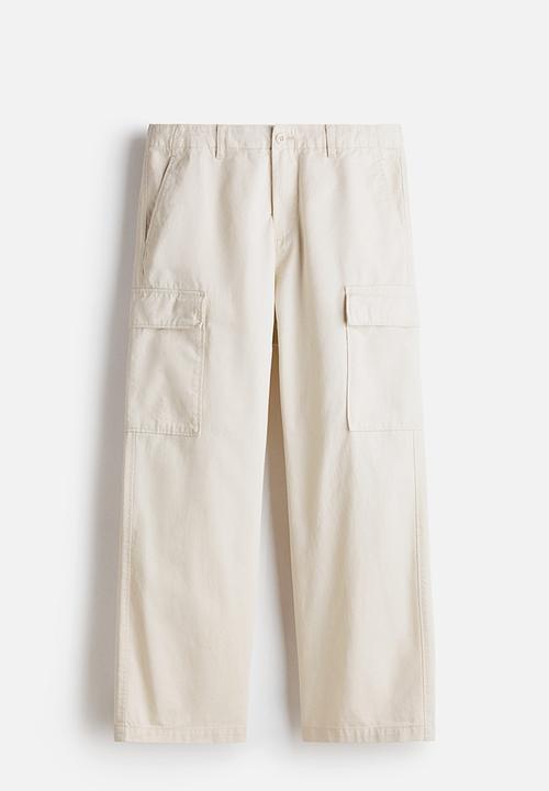 H&M - Relaxed fit cotton cargo trousers - cream