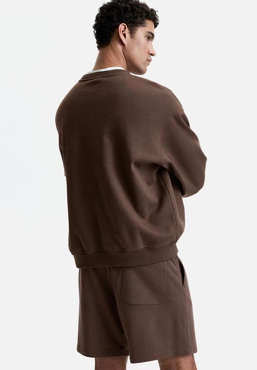 H&M - Regular fit sweatshorts - brown