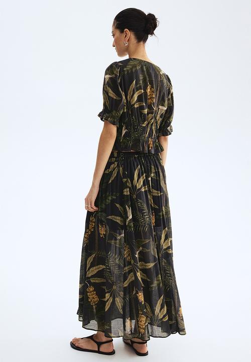 H&M - Viscose-blend gathered top - black/plants