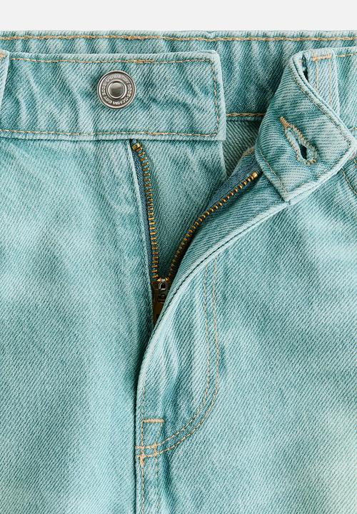 H&M - Frayed denim shorts - light denim blue