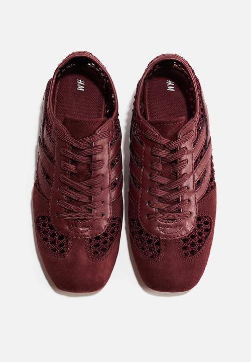 H&M - Crochet-look trainers - burgundy