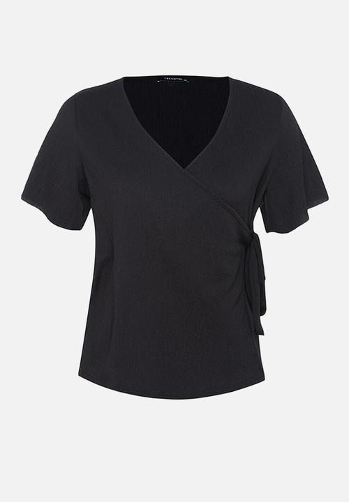 Trendyol - Plus double-breasted tie-detail knit blouse - black