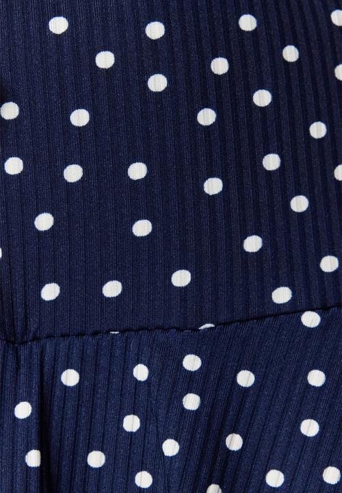 Trendyol - Polka Dot High-Waist Skirt-Look Knit Shorts - Navy Blue
