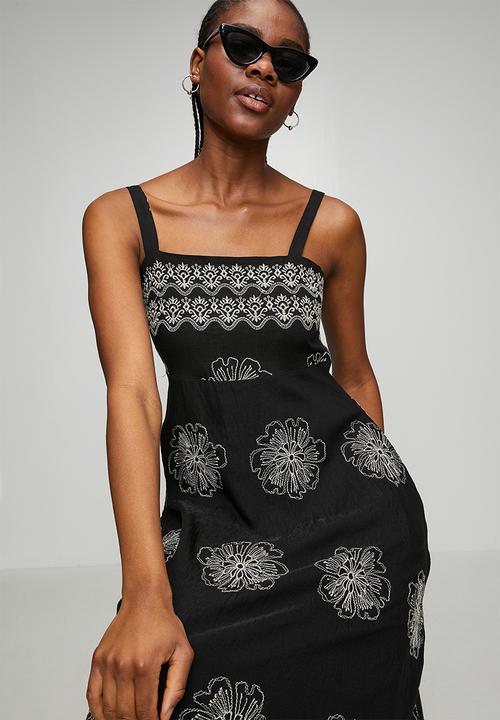 MANDI - Strappy A-Line Waisted Maxi Dress With All Over Embroidery - Black