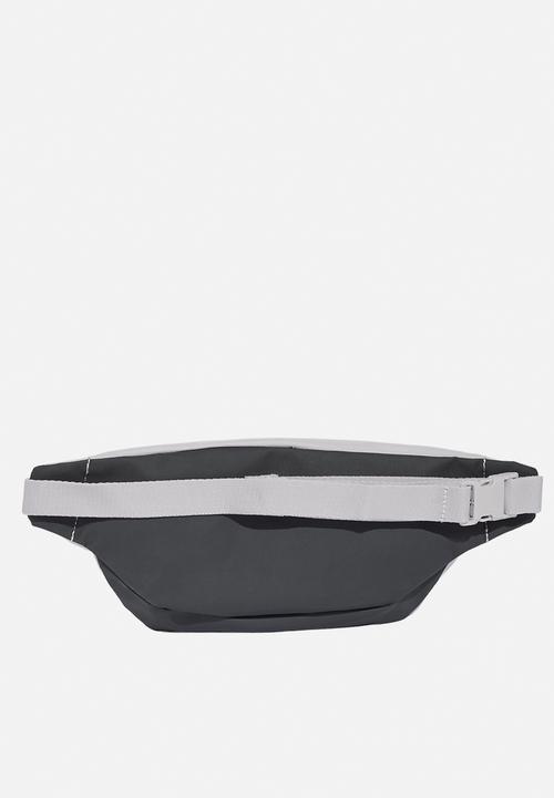 adidas Performance - Ess Waist Bag - Lgh Solid Grey