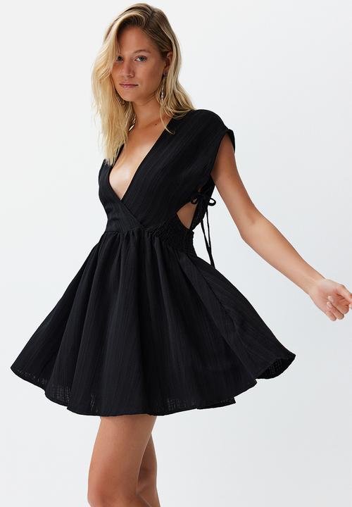 Trendyol - Linen-Blend Cut-Out Detail Beach Mini Dress - Black