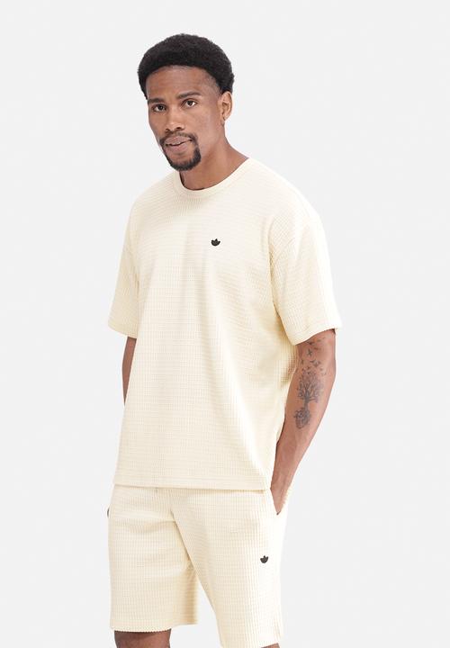 adidas Originals - Essential Waffle Lux  Tee  - WARM VANILLA