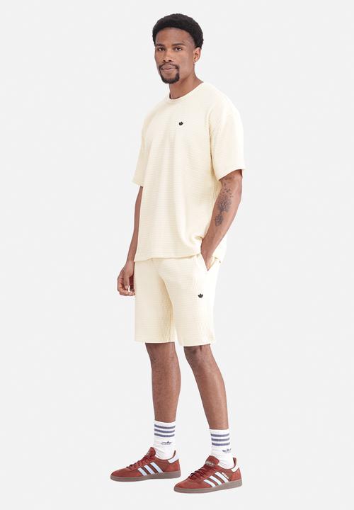 adidas Originals - Ess waffle short - warm vanilla