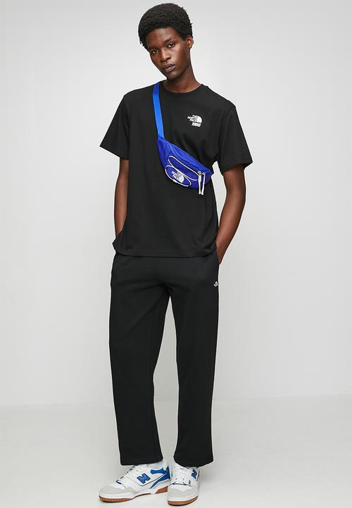 The North Face - M ESSENTIAL SD RLX OPEN HEM SWEATPANT - TNF BLACK