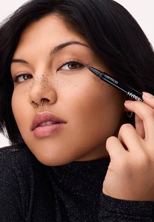 Catrice - Hyper Liner Brush Eyeliner - 010 Classic Black
