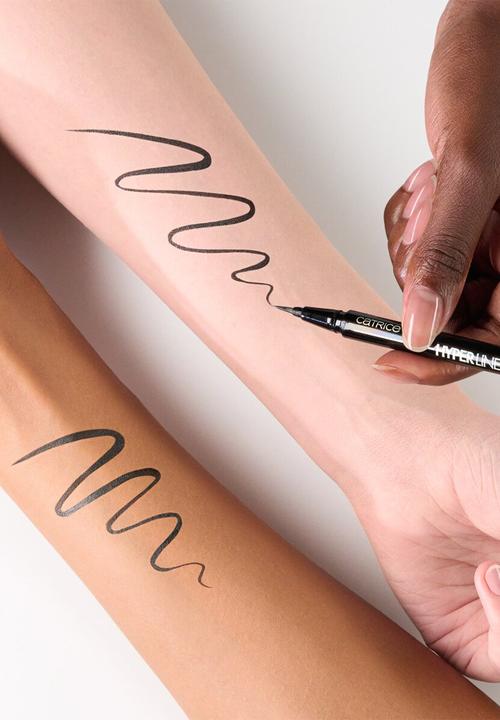 Catrice - Hyper Liner Brush Eyeliner Waterproof - 010 Ever Black