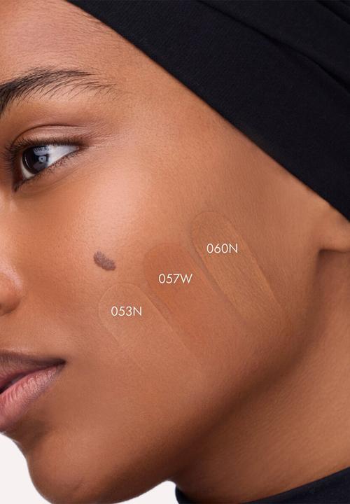Catrice - Skin Like Luminous Foundation - 057W