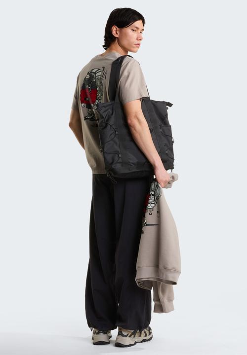 The North Face - GEAR UP GET OUT RLX SS TEEGRAPHIC. - Stone Slab