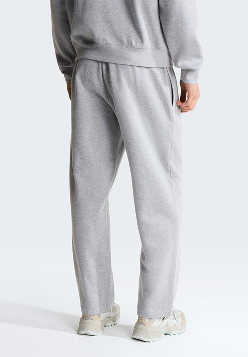The North Face - M ESSENTIAL SD RLX OPEN HEM SWEATPANT - TNF Pale Grey Heather