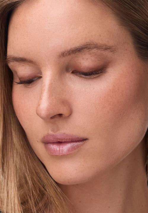 Catrice - Velvet Glide Matte Eye Pencil - 020 Hazel Edge