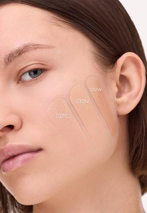 Catrice - Skin Like Luminous Foundation - 030N