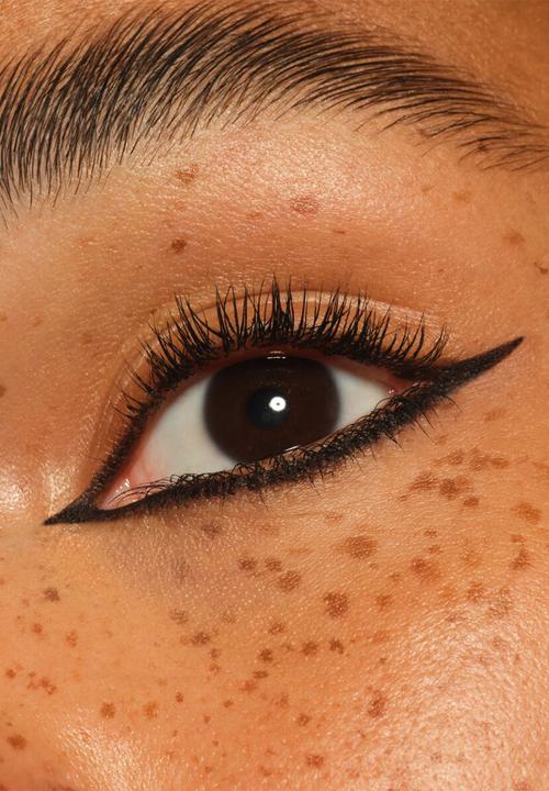 essence - I LOVE EXTREME super black kajal - 01