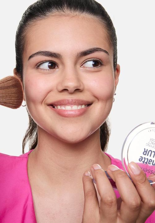 essence - matte BLUR MATTIFYING COMPACT POWDER - 30
