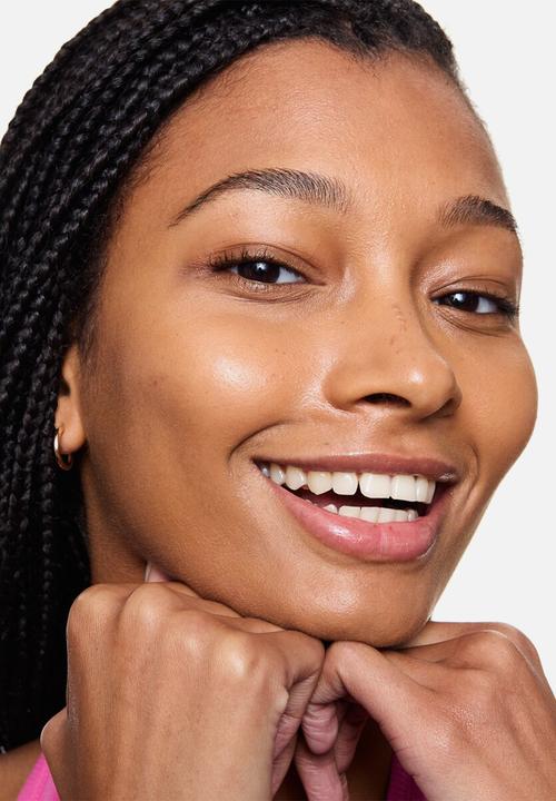 essence - glow BOOST SERUM PRIMER