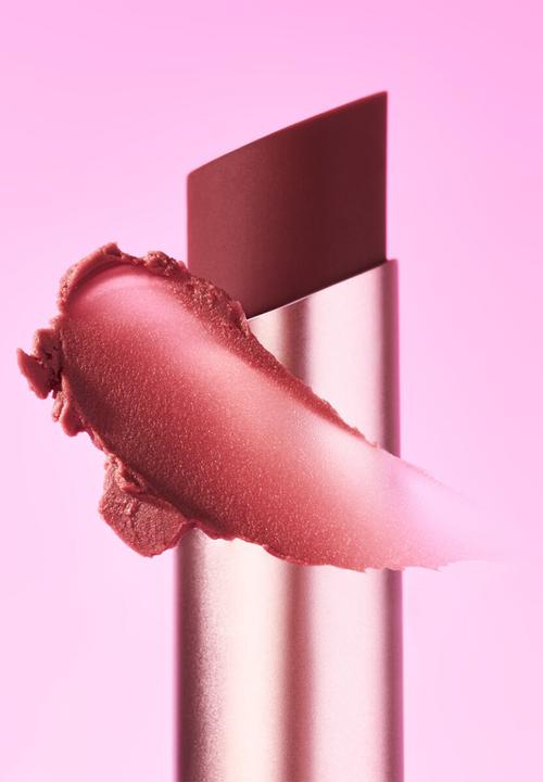 essence - BLUR soufflé sheer nude lip balm - 06 Nude Cocoa