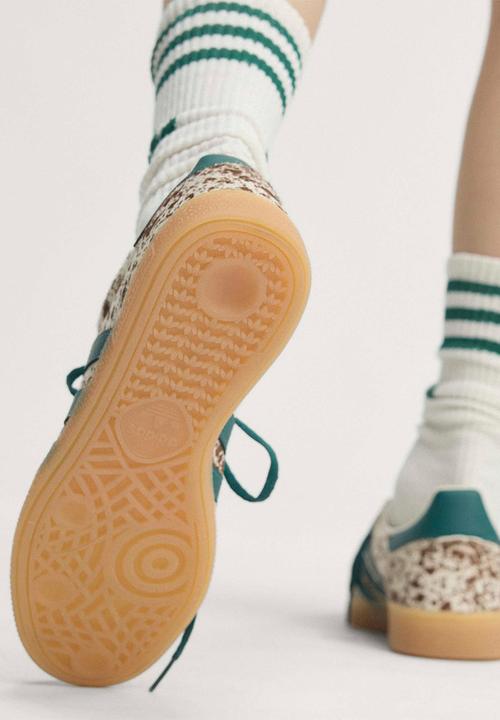 adidas Originals - HANDBALL SPEZIAL W - off white/rich green/dark brown