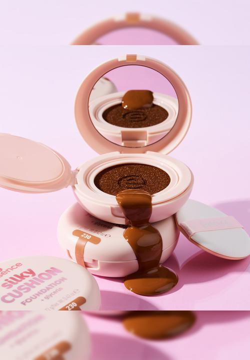 essence - silky CUSHION FOUNDATION - 230