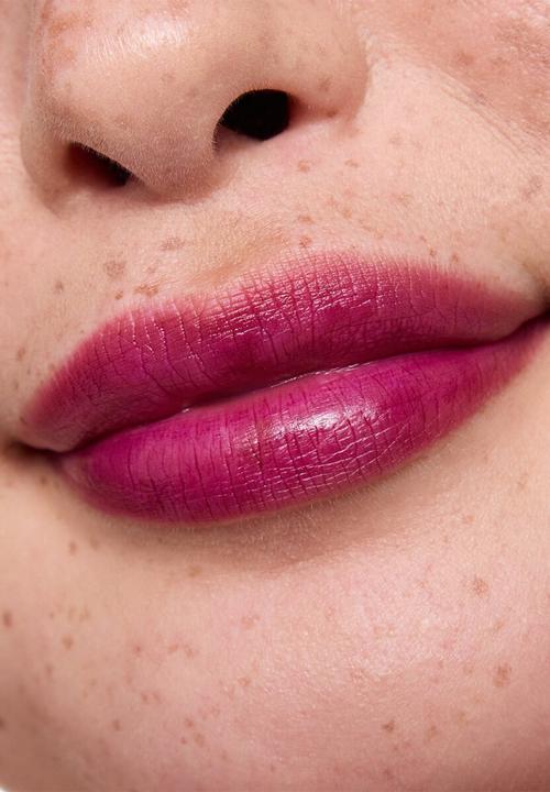 essence - JUICY TINT lip marker - 06 Blueberry Bite