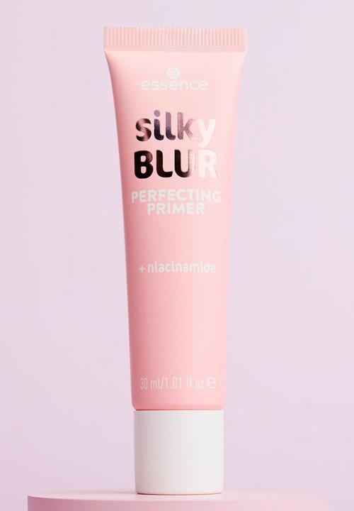 essence - silky BLUR PERFECTING PRIMER