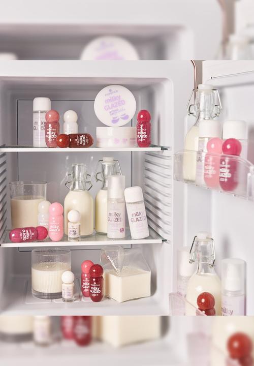 essence - milky GLAZED glossy lip balm - 07 Oat So Creamy