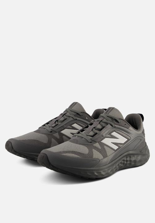 New Balance  - Fresh Foam Arishi v4 Utility - grey